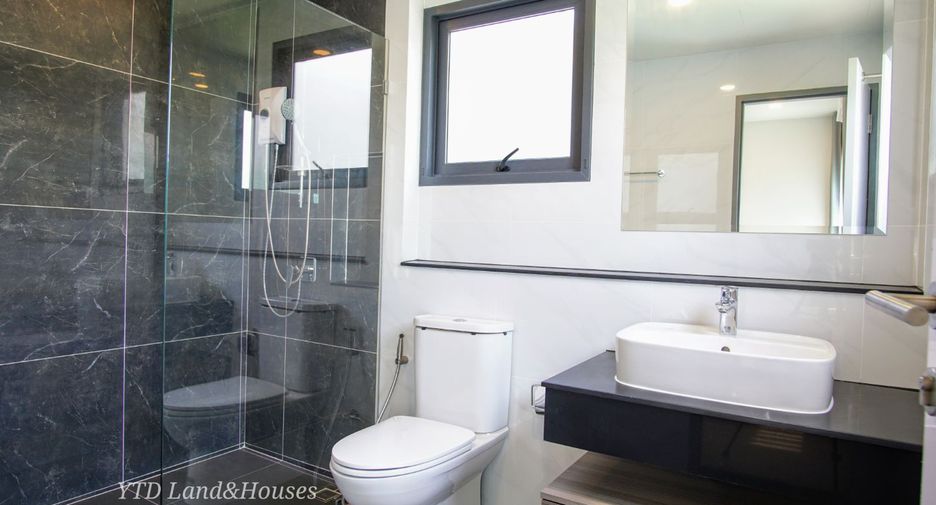 For rent 4 bedrooms house in Bang Phli, Samut Prakan