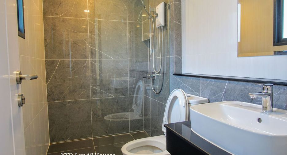 For rent 4 bedrooms house in Bang Phli, Samut Prakan