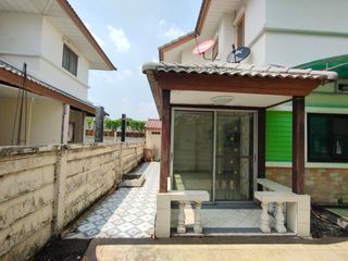 Haus zum Kauf mit Studio in Lat Krabang, Bangkok