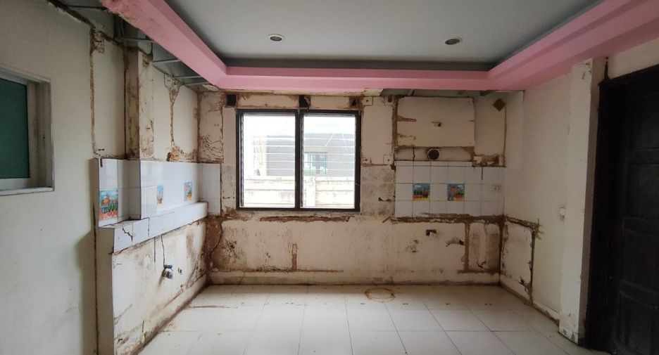For sale studio house in Lat Krabang, Bangkok