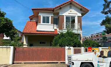 For sale studio house in Khlong Sam Wa, Bangkok