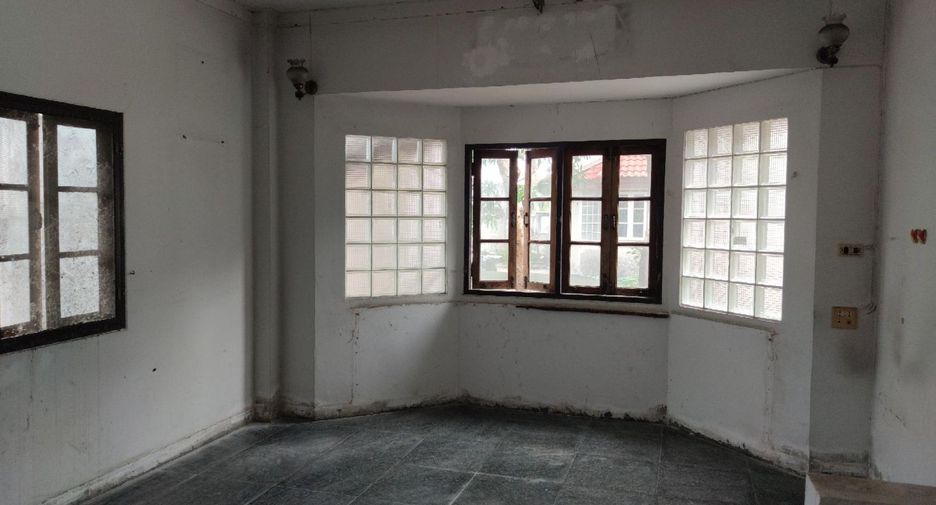 À vendre studio maison à Thung Khru, Bangkok