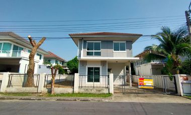 À vendre studio maison à Min Buri, Bangkok