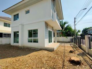 À vendre studio maison à Min Buri, Bangkok