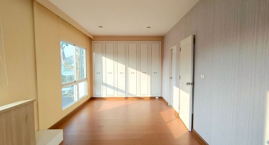 À vendre studio maison à Min Buri, Bangkok