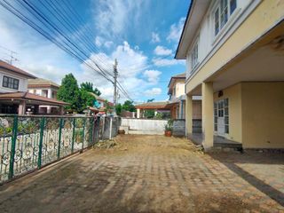 For sale studio house in Saphan Sung, Bangkok