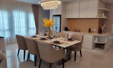 Casa en alquiler de 4 habitaciones en Bang Phli, Samut Prakan