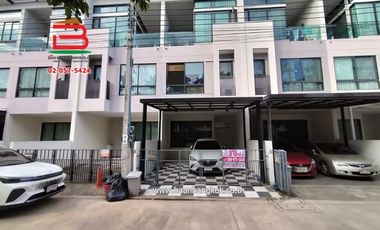 For sale 2 Beds townhouse in Pak Kret, Nonthaburi