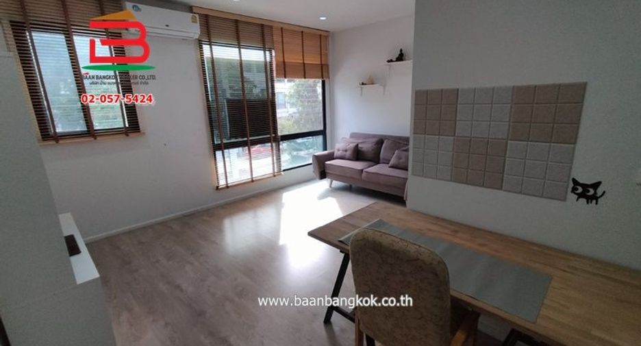 Casa adosada en venta de 2 habitaciones en Pak Kret, Nonthaburi