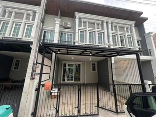 For Rent 4 Bedroom Townhouse In Mueang Chiang Mai