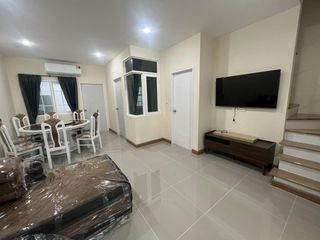 出租 4 卧室 联排别墅 在 Mueang Chiang Mai, Chiang Mai