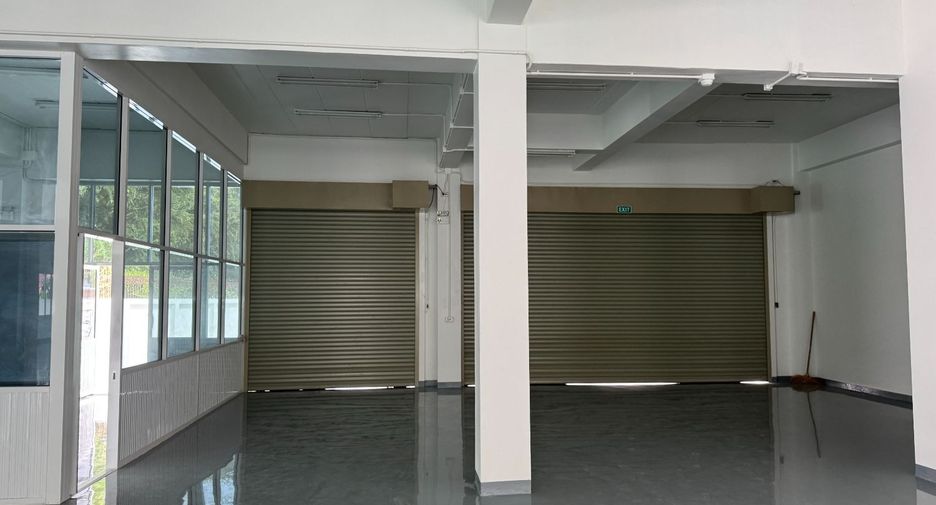 For rent warehouse in Mueang Samut Prakan, Samut Prakan