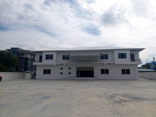For rent warehouse in Mueang Samut Prakan, Samut Prakan