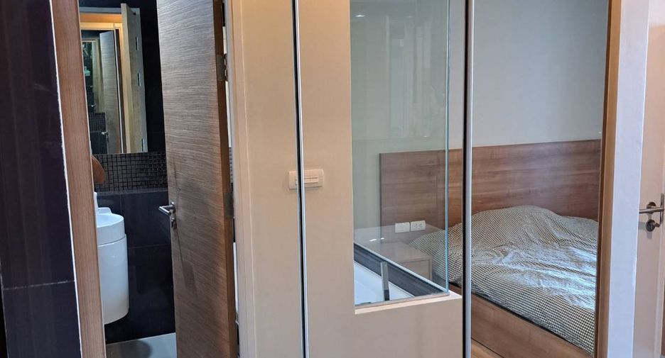 À vendre 1 chambre condo à Phra Khanong, Bangkok