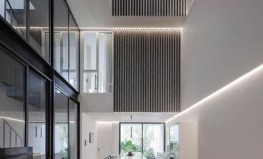 Casa adosada en alquiler de 3 habitaciones en Bang Phli, Samut Prakan