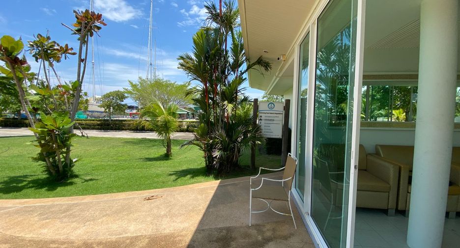 For sale 2 bed condo in Nuea Khlong, Krabi