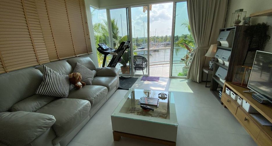 For sale 2 bed condo in Nuea Khlong, Krabi