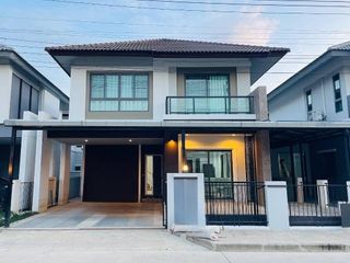 For Rent 4 Bedroom House In Saraphi, Chiang Mai