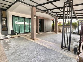 出租 和 出售 5 卧室 独立屋 在 Prawet, 曼谷