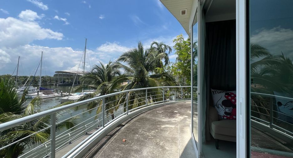 For sale 2 bed condo in Nuea Khlong, Krabi