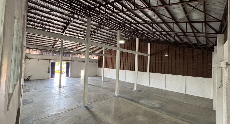 For rent warehouse in Bang Na, Bangkok
