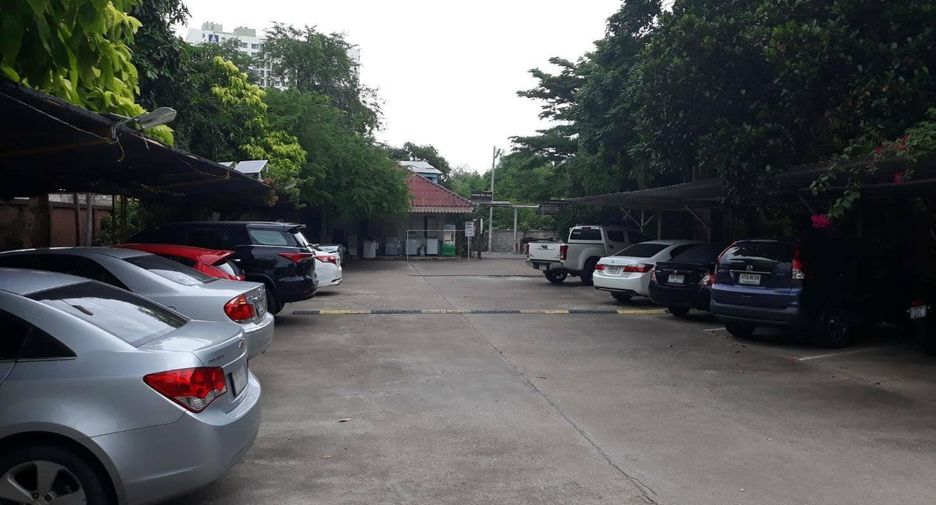 出售 87 卧室 酒店 在 Bang Lamung, Chon Buri