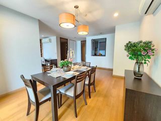 Apartamento en alquiler de 3 habitaciones en Khlong Toei, Bangkok