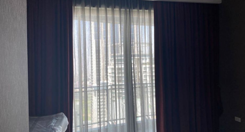For rent and for sale 3 bedrooms condo in Pathum Wan, Bangkok