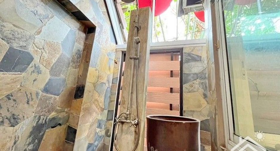 For sale 3 bedrooms house in Si Racha, Chonburi