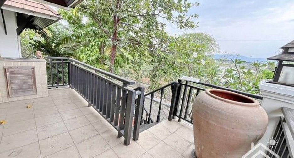 For sale 3 bedrooms house in Si Racha, Chonburi