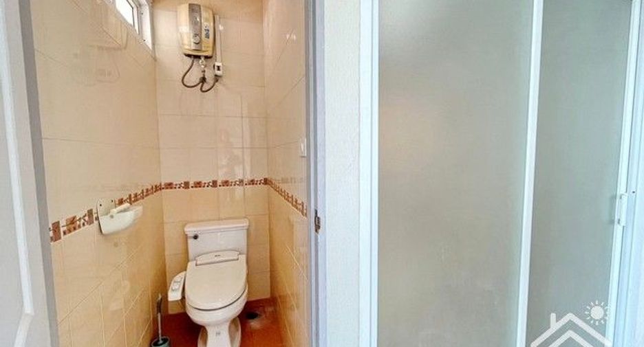 Wohnung zur Miete mit 1 Zimmer in Si Racha, Chonburi