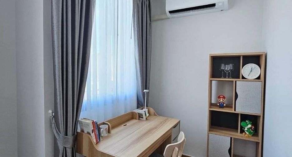 For rent 3 bedrooms townhouse in Bang Phli, Samut Prakan