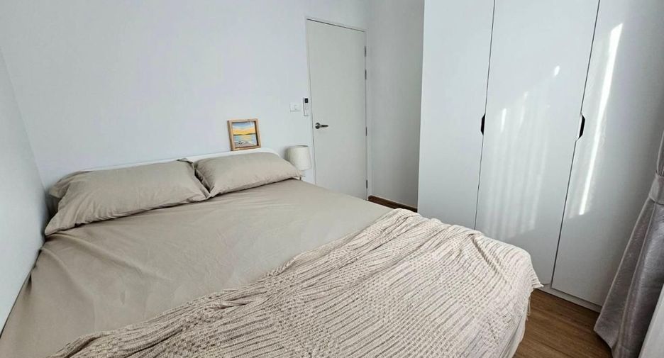 For rent 3 bedrooms townhouse in Bang Phli, Samut Prakan