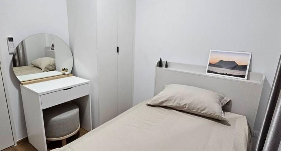 For rent 3 bedrooms townhouse in Bang Phli, Samut Prakan