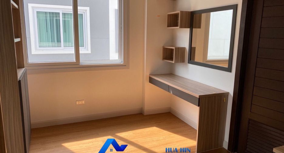 For sale 3 bedrooms house in Mueang Prachuap Khiri Khan, Prachuap Khiri Khan