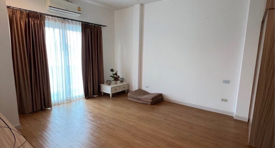 For sale 3 bedrooms house in Mueang Prachuap Khiri Khan, Prachuap Khiri Khan
