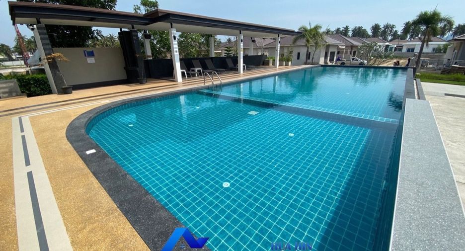 For sale 3 bedrooms house in Mueang Prachuap Khiri Khan, Prachuap Khiri Khan