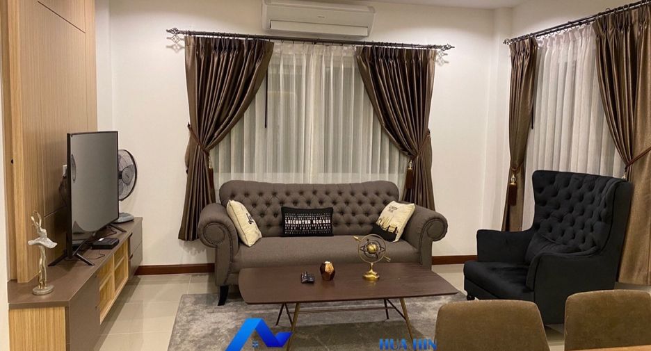 For sale 3 bedrooms house in Mueang Prachuap Khiri Khan, Prachuap Khiri Khan
