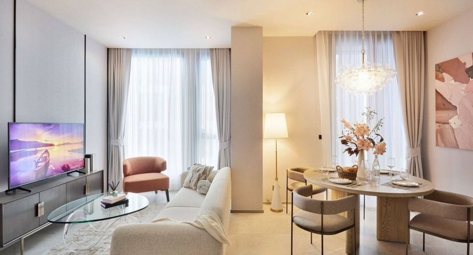 For sale 2 bed condo in Khlong Toei, Bangkok