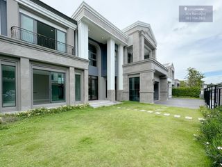For sale 5 Beds house in Khan Na Yao, Bangkok