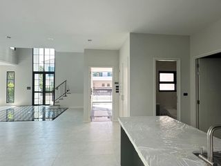 For rent 5 bed house in Bang Phli, Samut Prakan