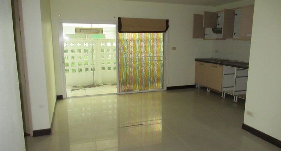 For sale studio condo in Phasi Charoen, Bangkok