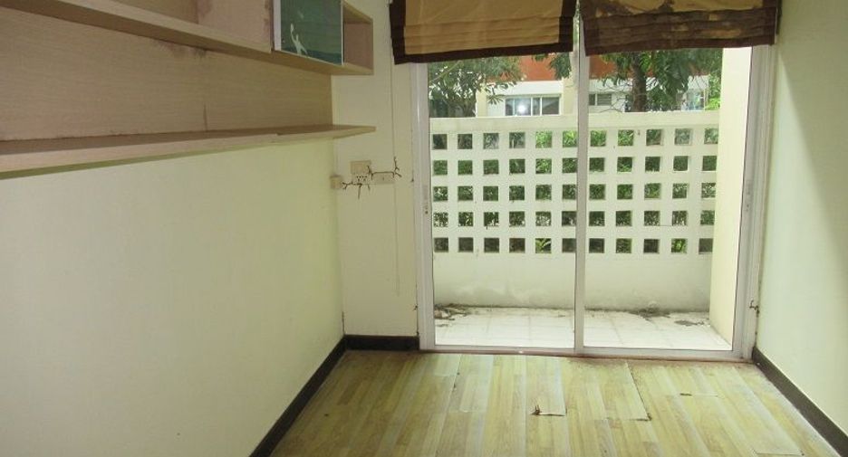 For sale studio condo in Phasi Charoen, Bangkok