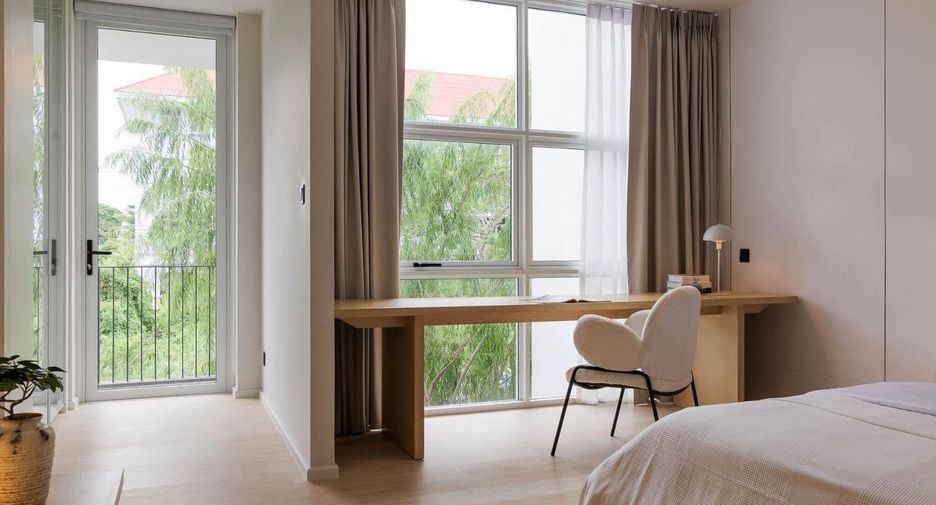 For rent 3 bedrooms house in Bang Na, Bangkok