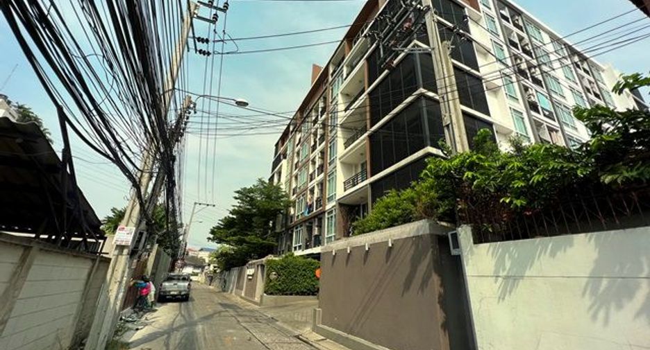 For sale studio condo in Chatuchak, Bangkok