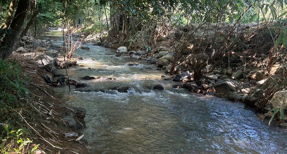 Terreno en venta en Chom Thong, Chiang Mai