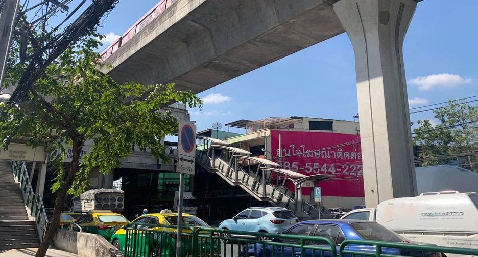 For sale studio condo in Bang Na, Bangkok