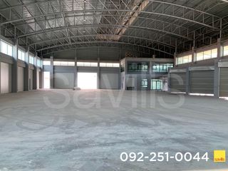 À louer entrepôt à Mueang Samut Prakan, Samut Prakan