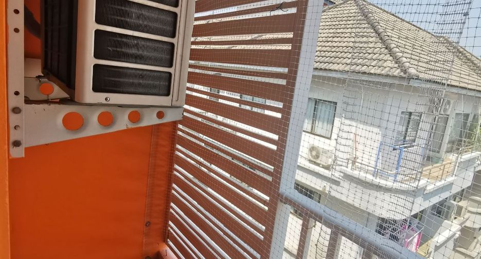 For sale studio condo in Khlong San, Bangkok