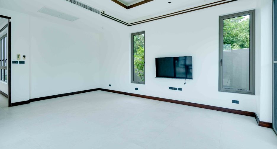 For sale 5 bedrooms house in Thalang, Phuket
